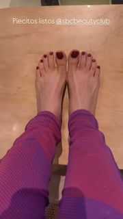 Yoseline Hoffman feet photo 2