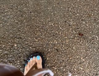 Yoseline Hoffman feet photo 4