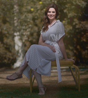 Yousra El Lozy feet photo thumbnail