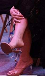 Yousra El Lozy feet photo thumbnail