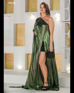 Yousra El Lozy feet photo thumbnail