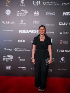 Yousra El Lozy feet photo thumbnail