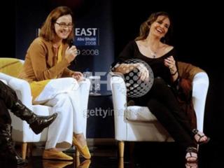 Youssra feet photo thumbnail