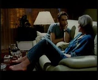 Youssra feet photo thumbnail