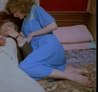 Youssra feet photo thumbnail