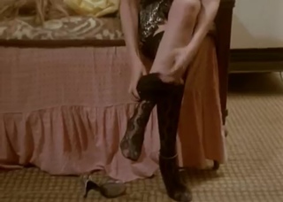 Youssra feet photo thumbnail