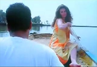 Youssra feet photo thumbnail