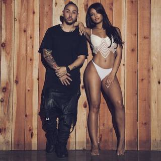 Yovanna Ventura feet photo thumbnail