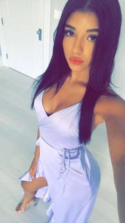 Yovanna Ventura feet photo thumbnail