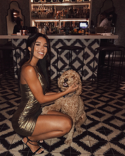 Yovanna Ventura feet photo thumbnail