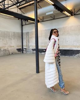 Yovanna Ventura feet photo thumbnail