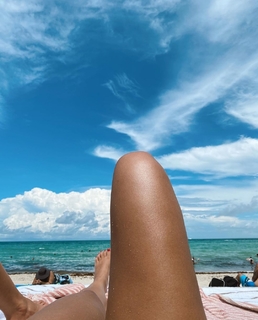 Yovanna Ventura feet photo thumbnail