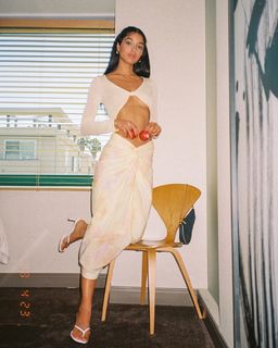 Yovanna Ventura feet photo thumbnail