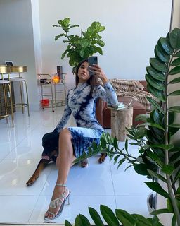Yovanna Ventura feet photo thumbnail