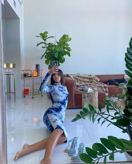 Yovanna Ventura feet photo thumbnail
