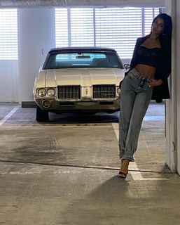 Yovanna Ventura feet photo thumbnail