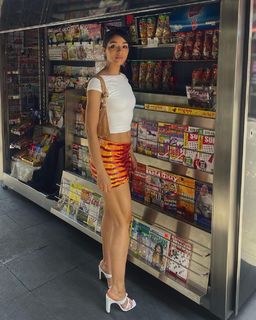 Yovanna Ventura feet photo thumbnail