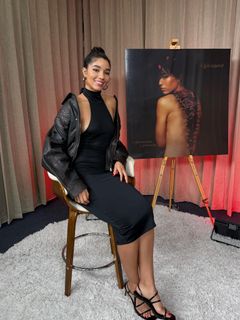Yovanna Ventura feet photo 1