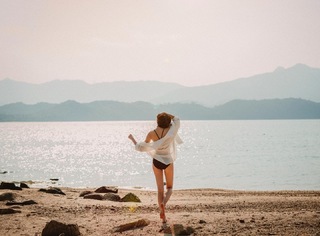 Yoyo Chen feet photo 6