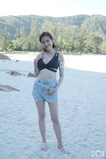 Yoyo Chen feet photo 9