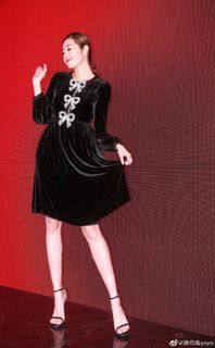 Yoyo Chen feet photo 19
