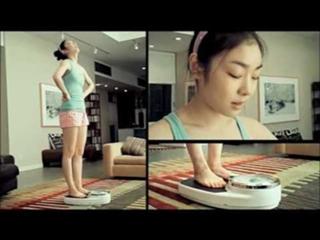 Yu-Na Kim feet photo 13