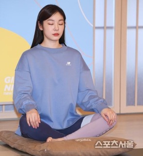 Yu-Na Kim feet photo 8