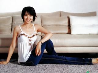 Yuanyuan Gao feet photo 2