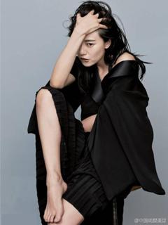 Yuanyuan Gao feet photo 2