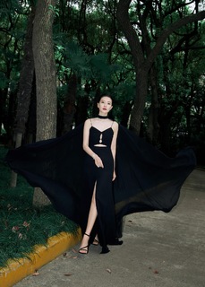 Yuanyuan Gao feet photo 1