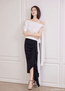 Yuanyuan Gao feet photo 10
