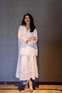 Yuanyuan Gao feet photo 7