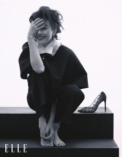 Yuanyuan Gao feet photo 3