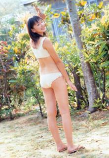 Yui Aragaki feet photo thumbnail