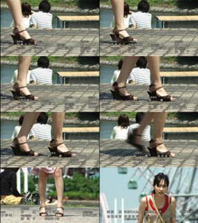 Yui Aragaki feet photo thumbnail