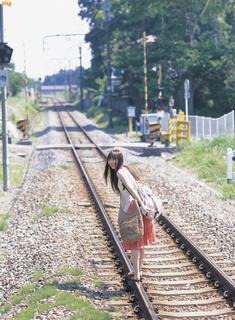 Yui Aragaki feet photo thumbnail
