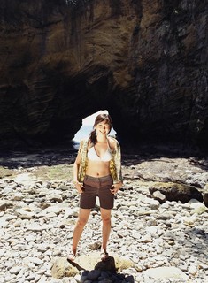 Yui Aragaki feet photo thumbnail