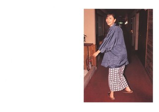 Yui Aragaki feet photo thumbnail