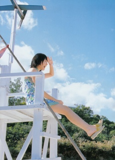 Yui Aragaki feet photo thumbnail