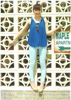 Yui Aragaki feet photo thumbnail