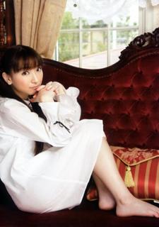Yui Horie feet photo 13