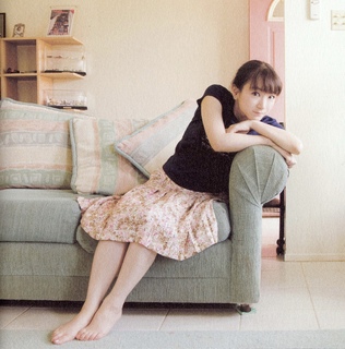 Yui Horie feet photo 6