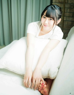 Yui Ogura feet photo 7