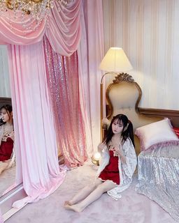 Yui Ogura feet photo 10