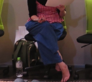 Yui Ogura feet photo 14