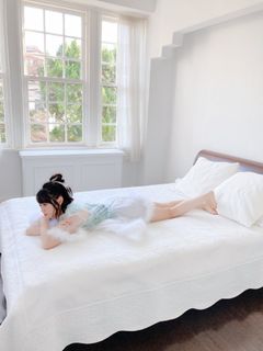 Yui Ogura feet photo 2