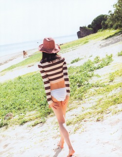 Yui Oguri feet photo 10