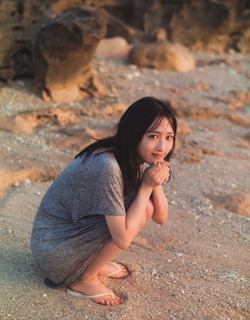 Yui Oguri feet photo 13