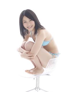 Yui Yokoyama feet photo 3