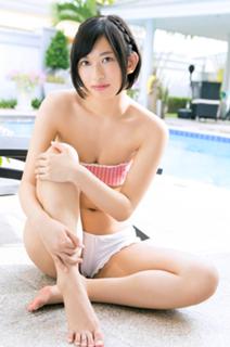 Yuka Kuramochi feet photo thumbnail